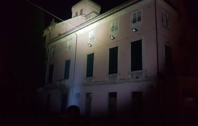 Nitecore MH23